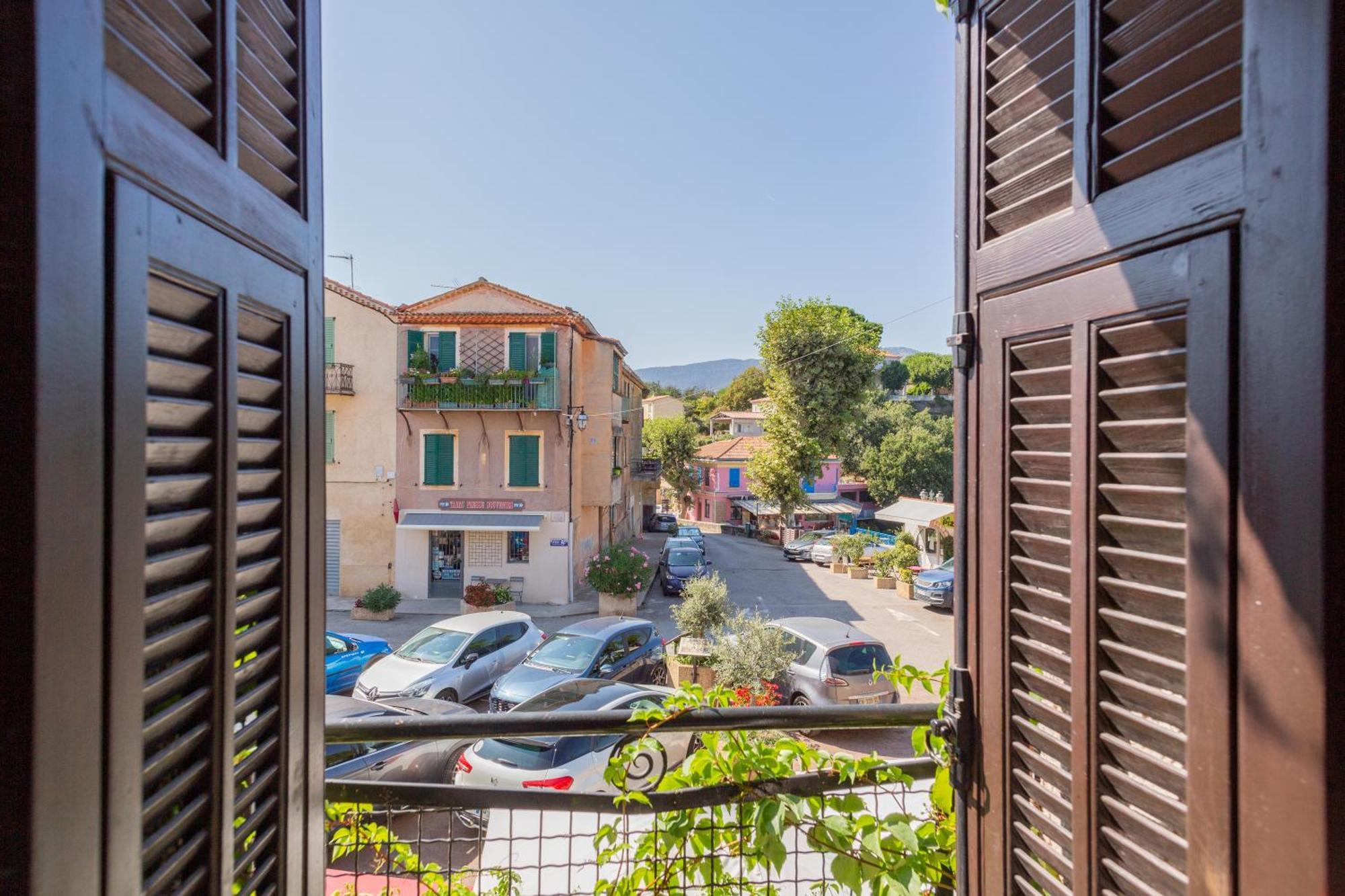 Logis Hotel Beausejour Berre-des-Alpes Εξωτερικό φωτογραφία